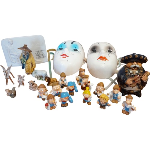 Bric brac seller - bric-a-brac,