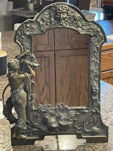 Vintage art nouveau easel - vintage,