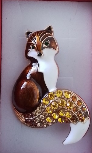 Beauiful brown fox - fox, brooch