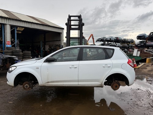 Kia ceed 2010 breaking - ceed,