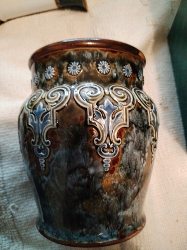 Antique royal doulton - antique,