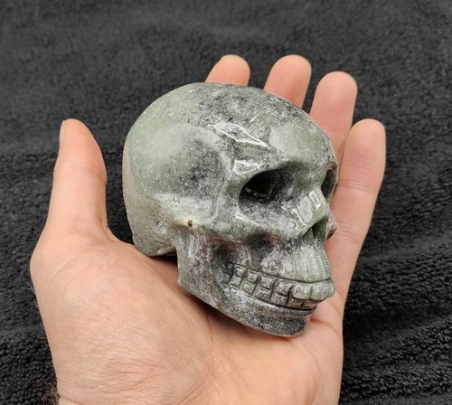 Green burmese jade skull - green,