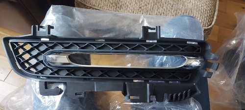 Mercedes bumper grille - bumper,