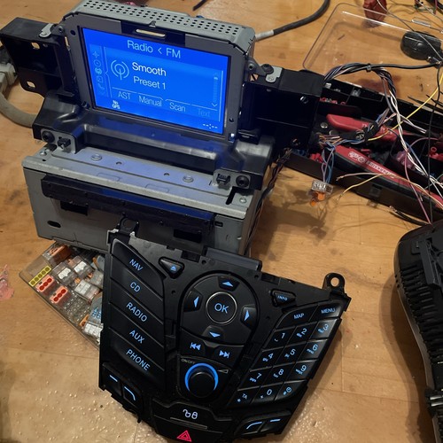 Ford focus 2012 radio head - focus,