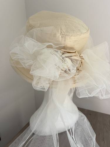 Vintage patricia durrant cream - vintage,