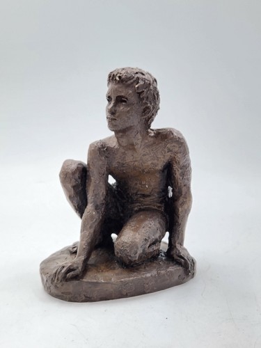 Vintage bronze boy athelete - vintage, athelete"