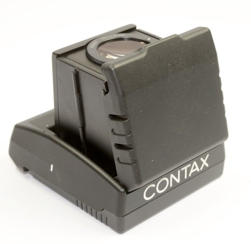 Contax 645 light well