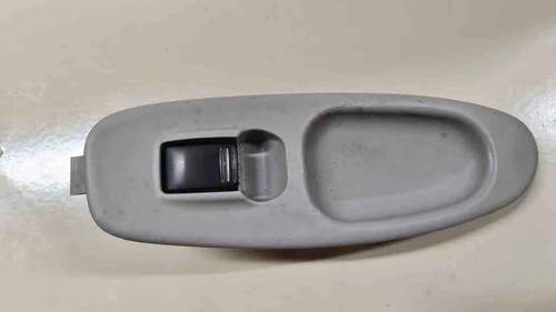 Nissan almera tino - nissan,