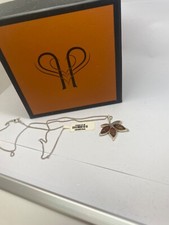 HENRYKA MAPLE LEAF  COGNAC