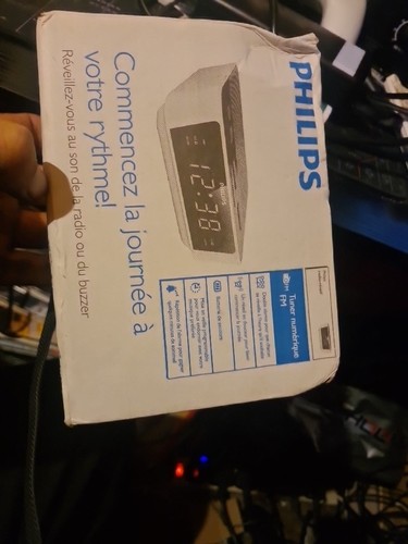 Phillips alarm clock radio - phillips,