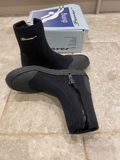 Beaver Dive Boots - Size UK8