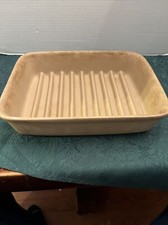 PAMPERED CHEF 9"X 6.75" X 1.75" USA #5152 RIDGED STONEWARE BACON MEATLOAF PAN