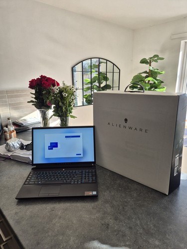 Alienware area 51m - alienware,