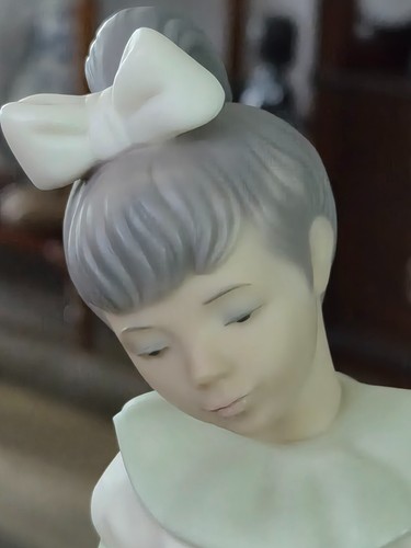 Lladro golden memories - lladro, girl