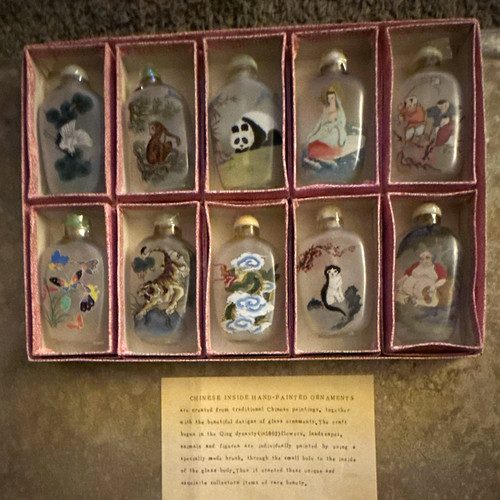 Chinese painted snuff bottles - painted,