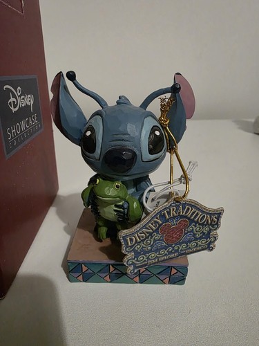 Disney traditions showcase - disney,