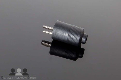 Speaker plug for beolink - for,