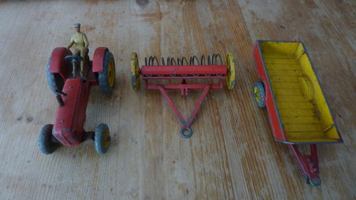 Vintage dinky massey harris - dinky,