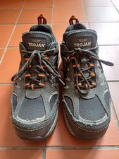 Women's Safety Shoes Trojan with metal toe.Size 5