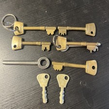 Joblot Of 8 Brass & Steal