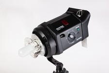 Bowens Gemini GM400 Compact Studio Flash Head +  Tube +  Cap.  V. Good Cond.