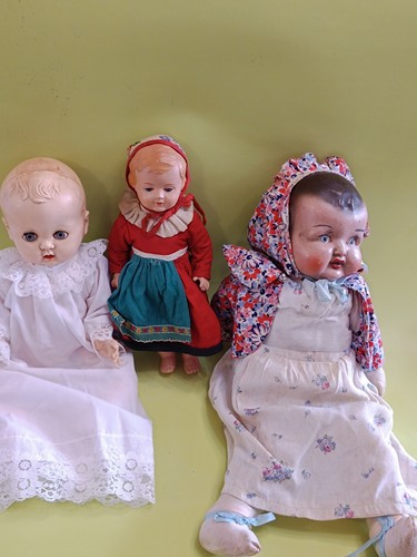 Assorted vintage dolls dolly - assorted,
