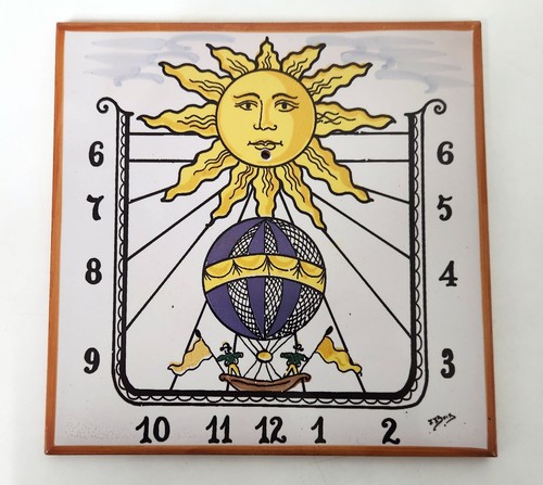 Sun dial tile - sun, hand