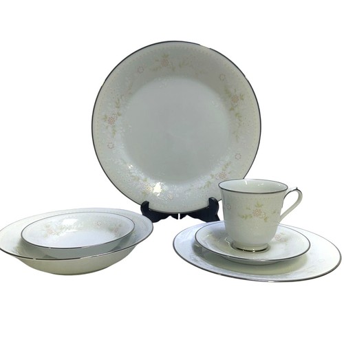 Noritake 2752 retired - #2752,
