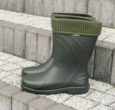 Ultra lightweight EVA Woman