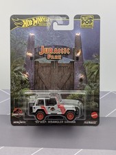 Hot Wheels Premium  Pop Culture Jurassic Park- ‘92 Jeep Wrangler Sahara