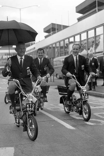 Raleigh whisp moped 1967 - raleigh,