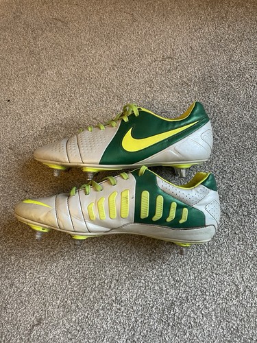 Nike ctr360 maestri uk - maestri,