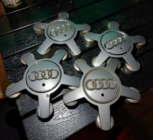 Audi spider centre caps - centre,