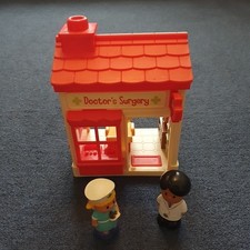 ELC Happyland Doctors Surgery With Sounds 2 Figures Playset Bundle