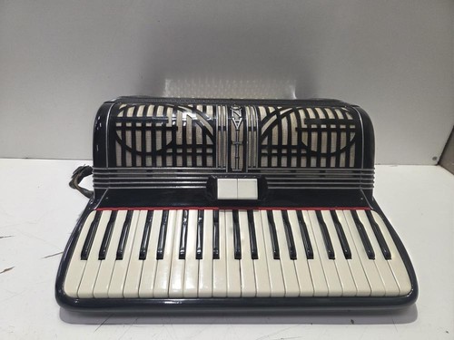 Titano accordian black - black,