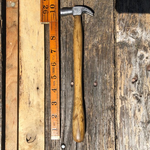 Vintage 4oz small claw hammer - 4oz,