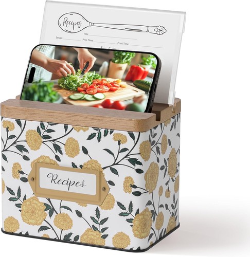 Recipe box with cards - 50,