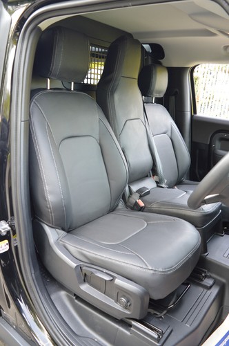 Land rover defender - land, l663