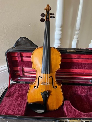 Nice old antique violin with