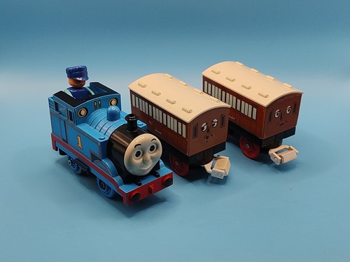 Vintage tomy thomas with annie - tomy,