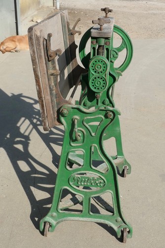 Pine top mangle cast - pine,