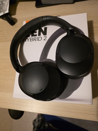 Creative zen hybrid barely - creative,