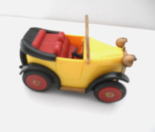 Golden bear brum - golden,