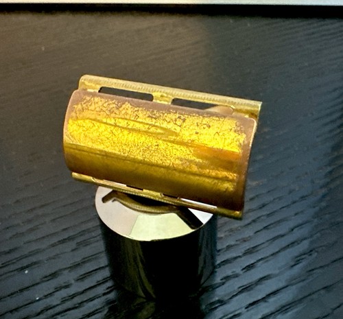 Gillette gold ball - ball, tech