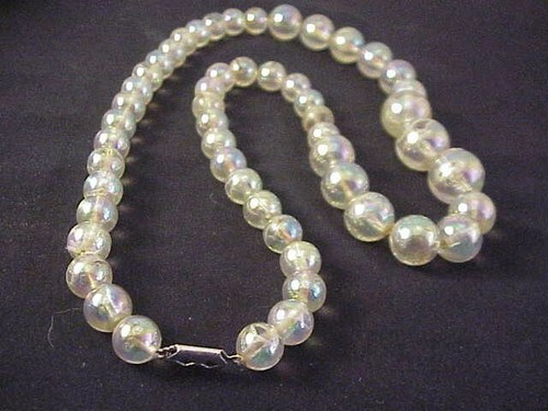 Vintage necklace iridescent - vintage,
