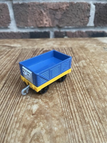 Trackmaster push along thomas - along,