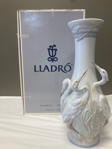 Lladro herons realm vase - lladro,