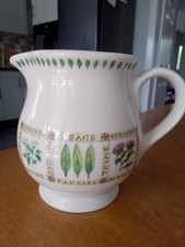 TG Green Pottery. Cloverleaf