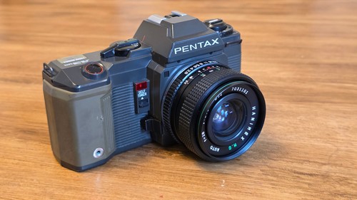 Pentax date military olive - date,