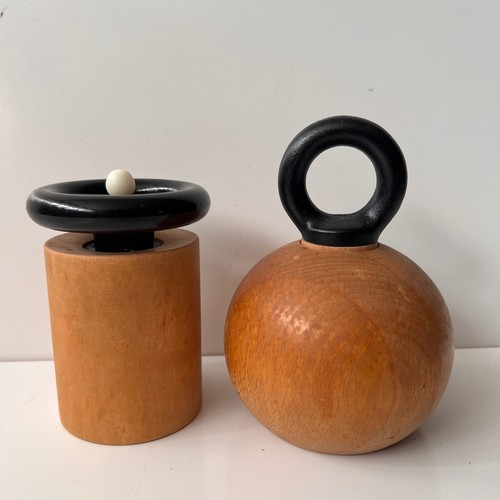 Vintage salt shaker pepper - salt,